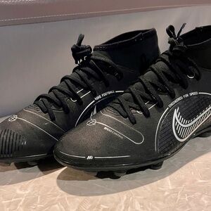 Nike Mercurial Superfly 8 Club MG soccer cleats